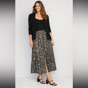 Old Navy Floral Tiered Button-Front Maxi Skirt – Size Large